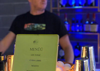 kokteilibaari menuu ja Heinar Õispuu