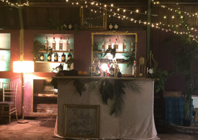 baarmen pulmas koos kokteilibaariga